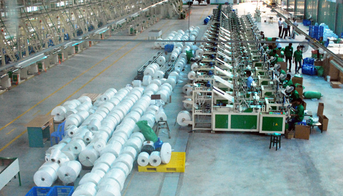 hệ thống làm mát bằng không khí trong ngành nhựa