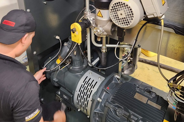 Máy nén khí chạy không lên áp